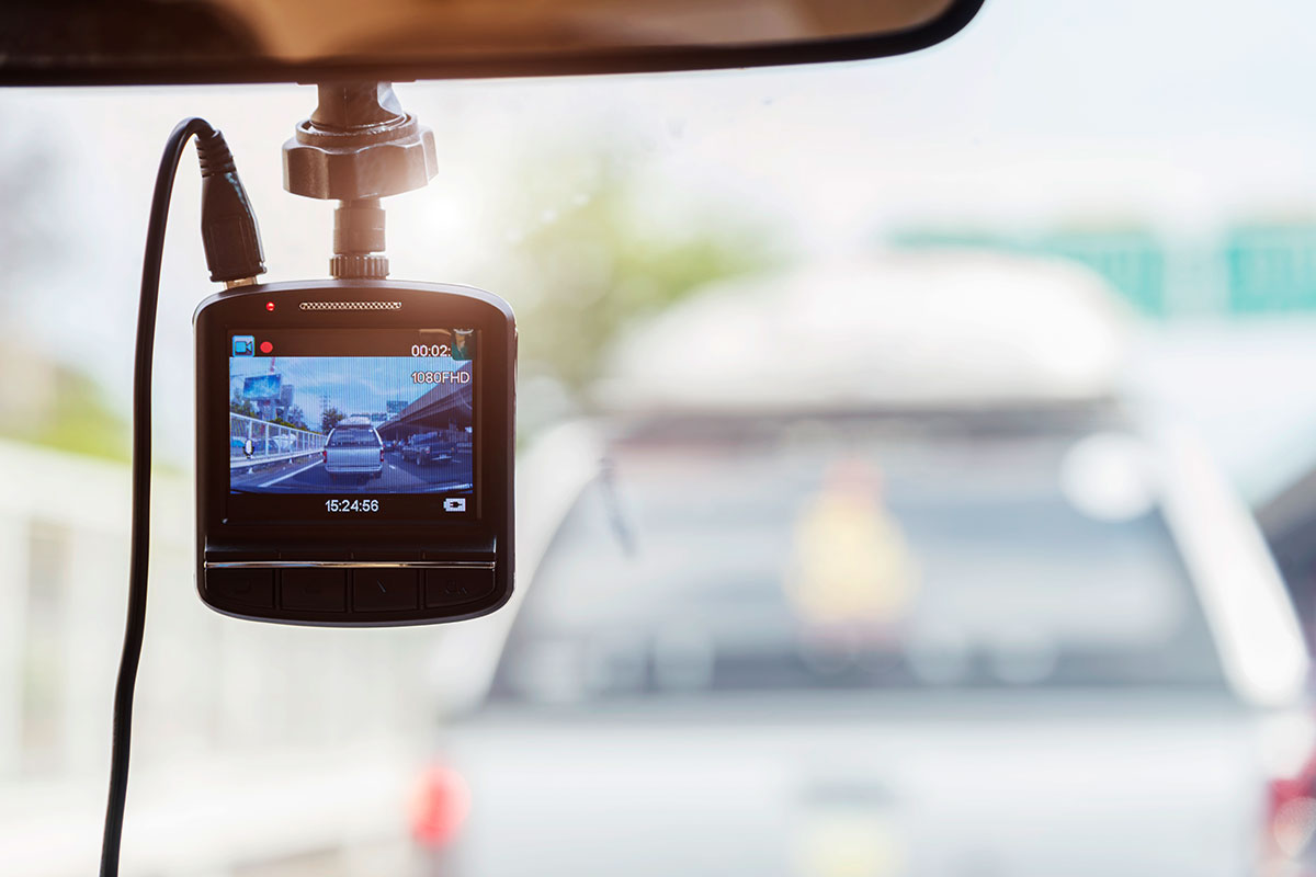 dashcam coche espana Llevar una dashcam en el coche es legal en España
