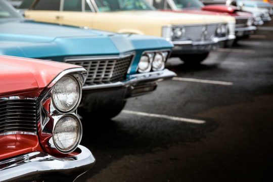 Los futuros coches clásicos más demandados