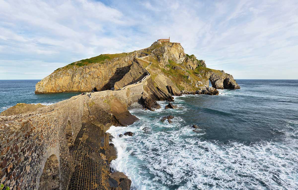 viaje escenario juego de tronos rocadragon san juan de Recorrido por los escenarios de Juego de Tronos San Juan de Gaztelugatxe