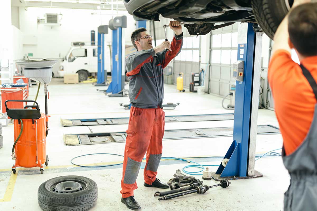 evita reparaciones coches consejos Guía para evitar las reparaciones de coche más comunes