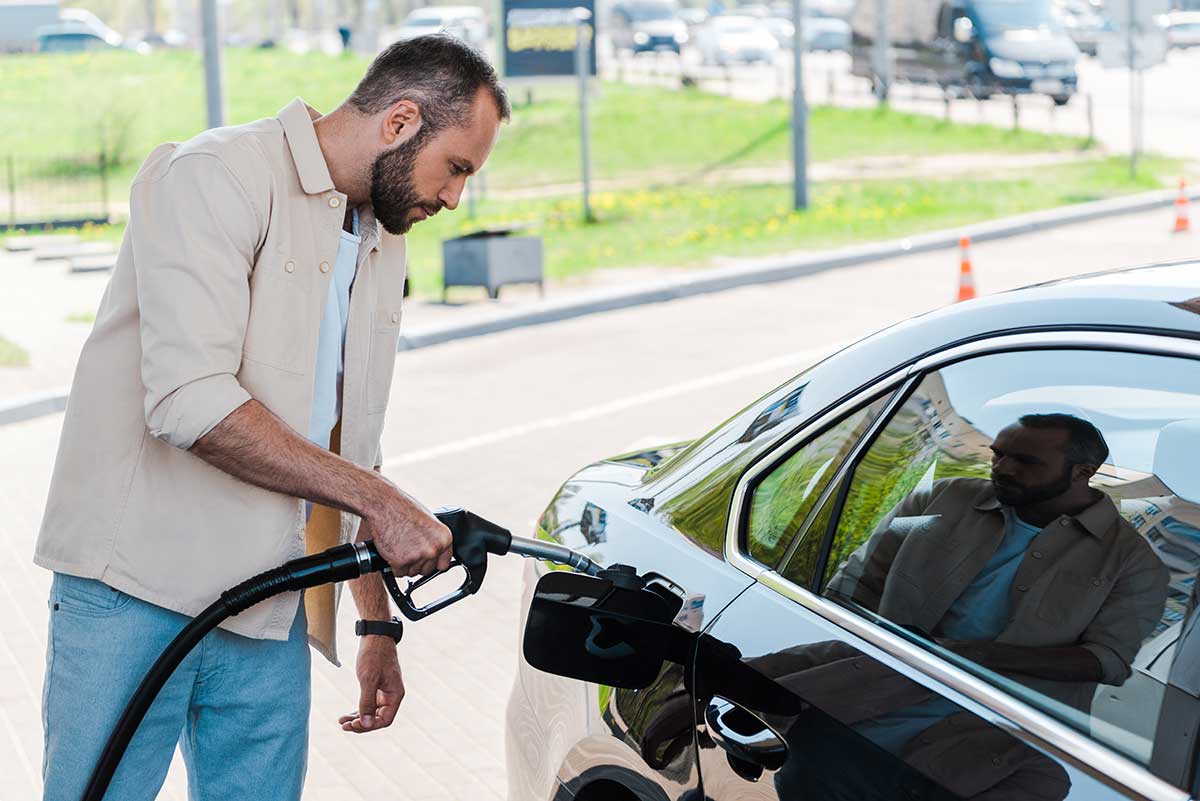 repostar coche combustible equivocado ¿Qué pasa si te equivocas de combustible al repostar?
