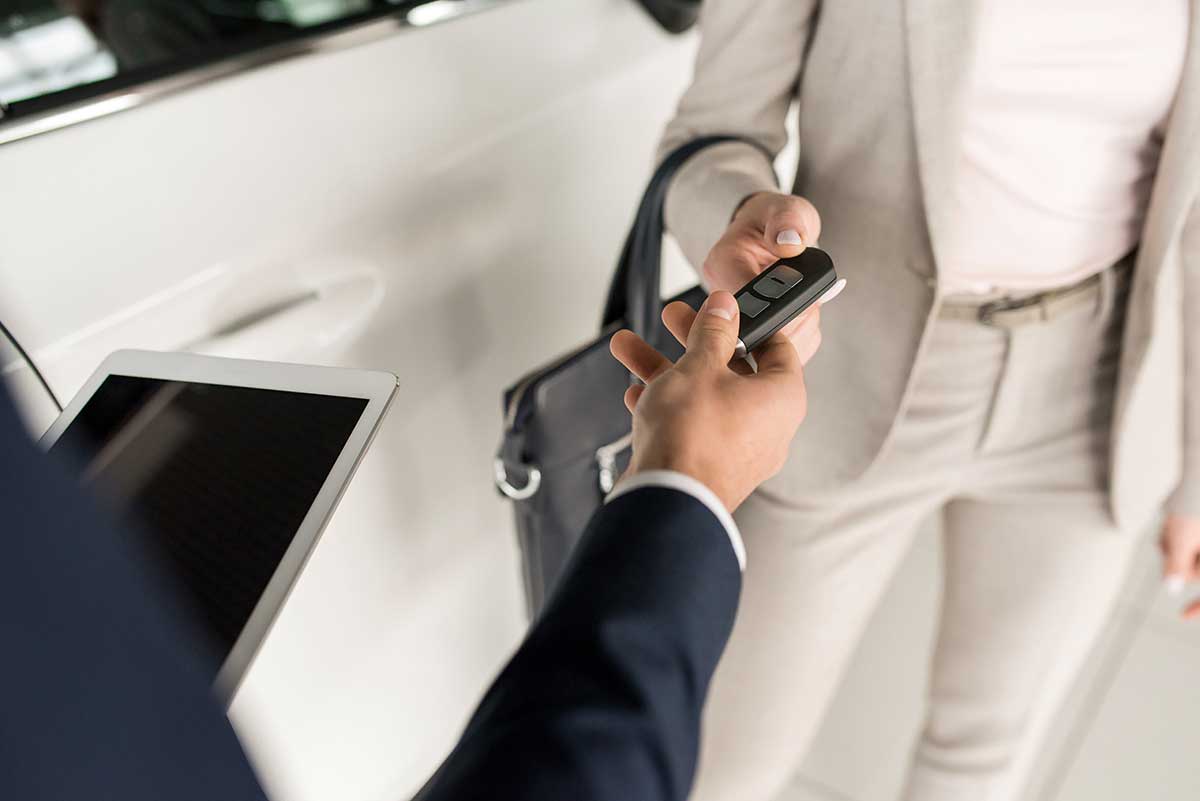 Incentiva a tus empleados con un coche de empresa de renting