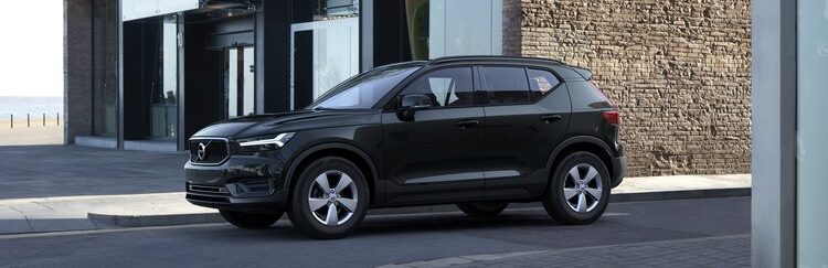 Renting Volvo XC40 1.5 T5 Twin Recharge Inscription Ex Auto Sin Entrada