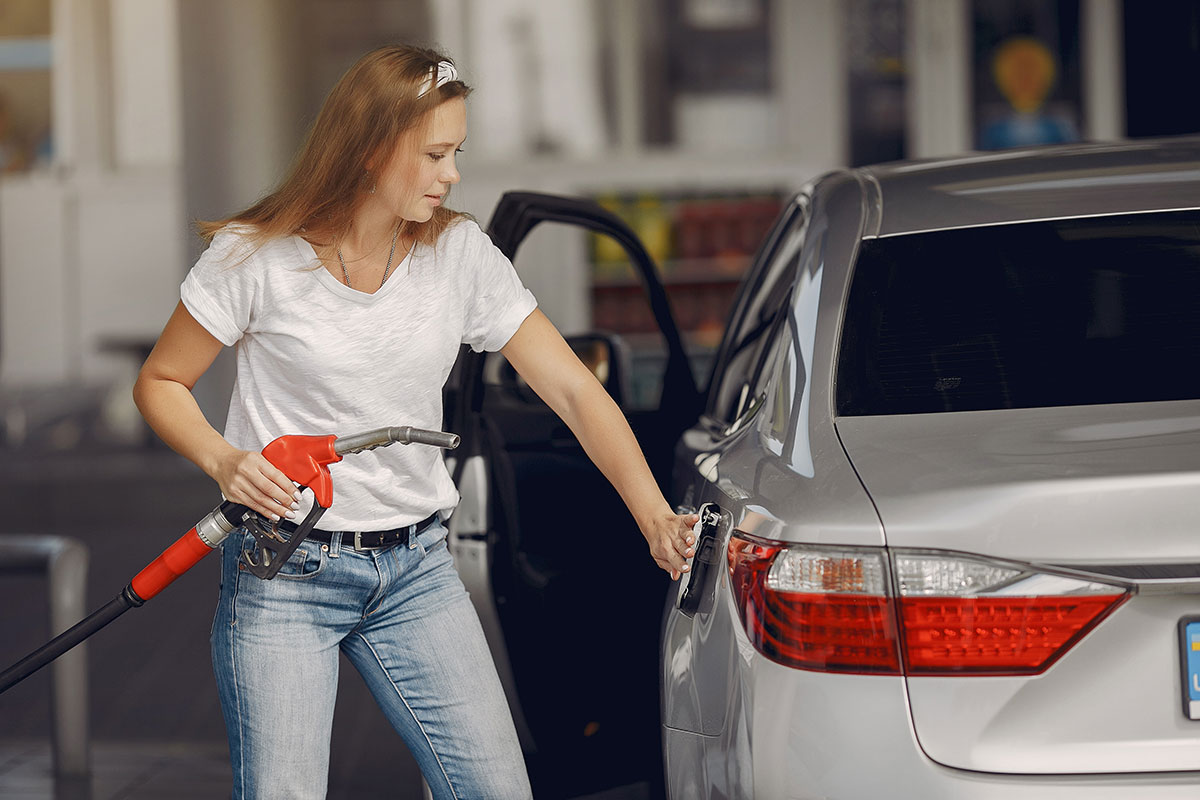 por que gusta el olor gasolina coche ¿Por qué nos gusta tanto el olor a gasolina de los coches?