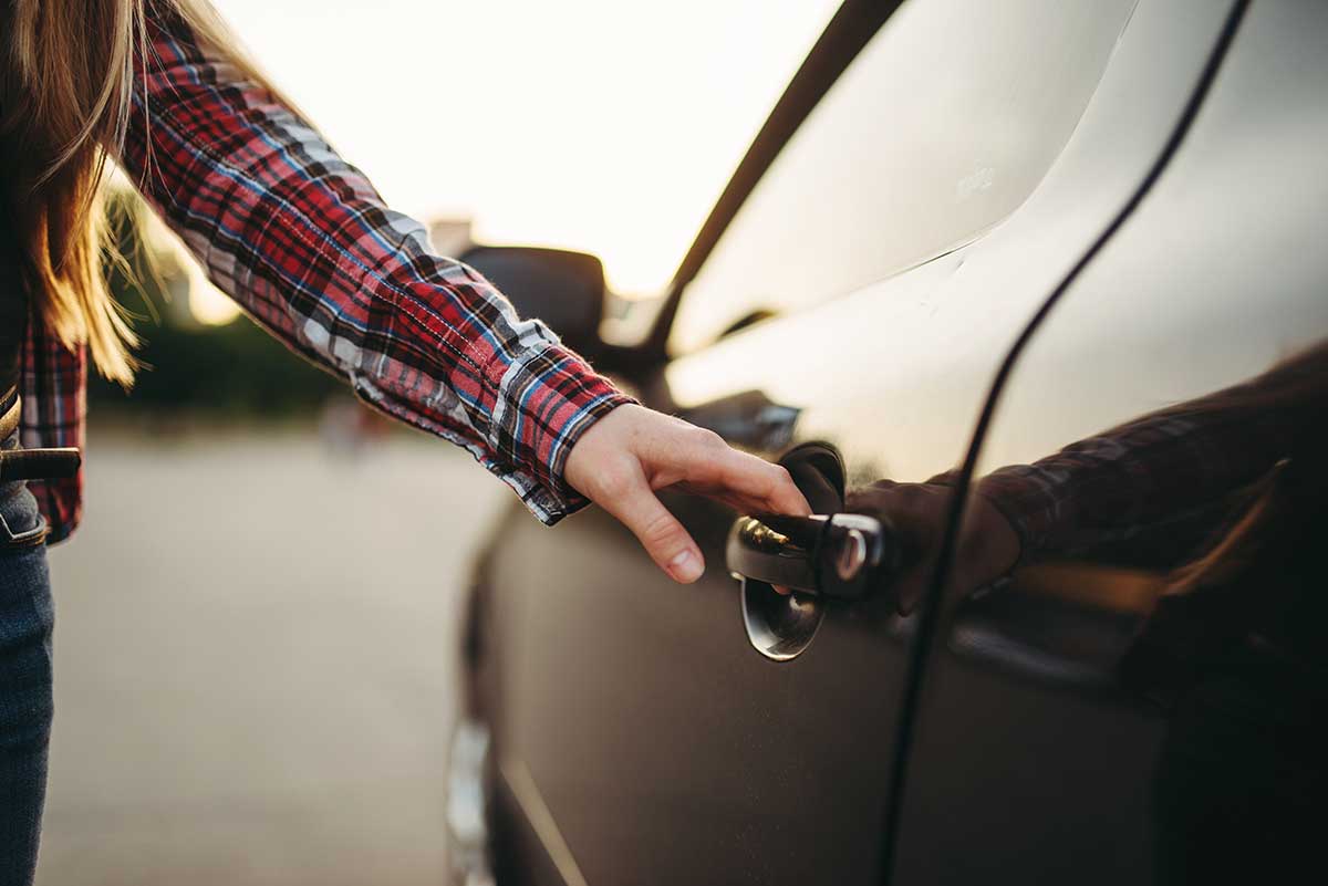 jovenes se bajan compra coches espana Jóvenes se bajan de la compra de coches
