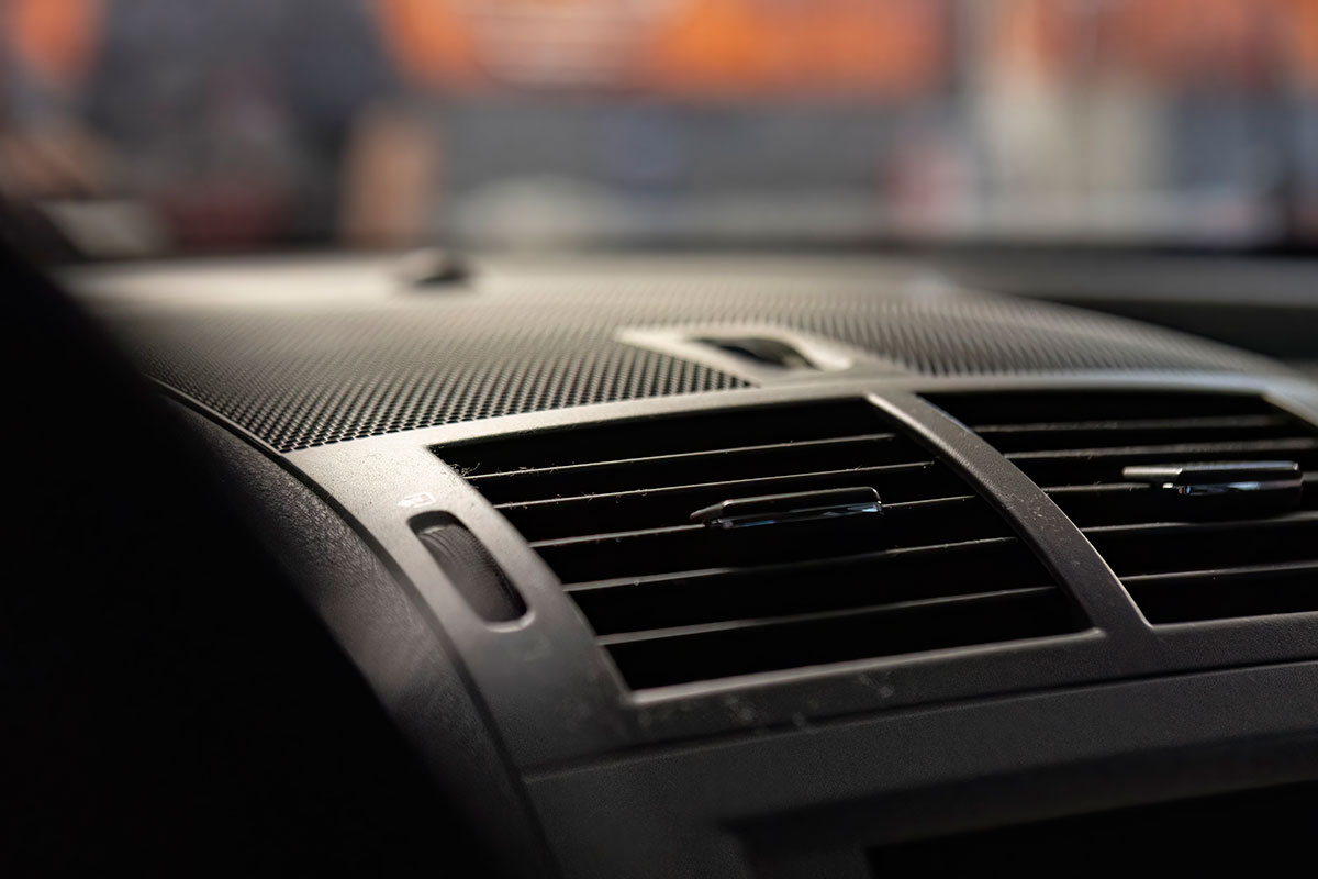 aire acondicionado coche no enfria Motivos por los que el aire acondicionado del coche no enfría
