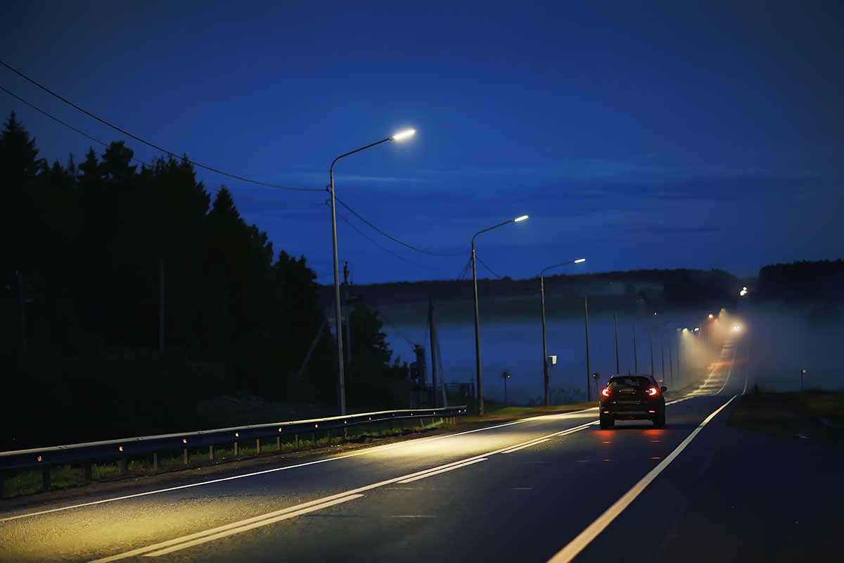 como conducir de noche coche oscuridad Consejos para conducir de noche