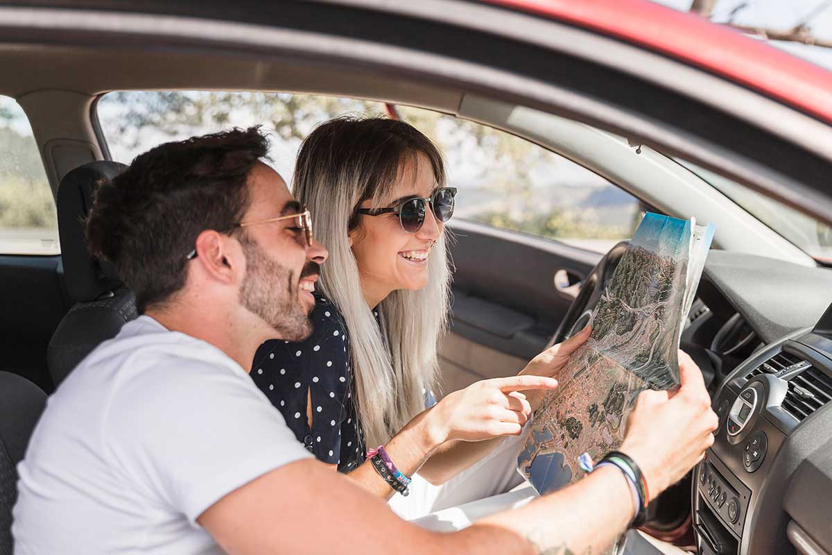 escapadas enamorados coche viaje romantico Rutas en coche a los destinos más románticos de España