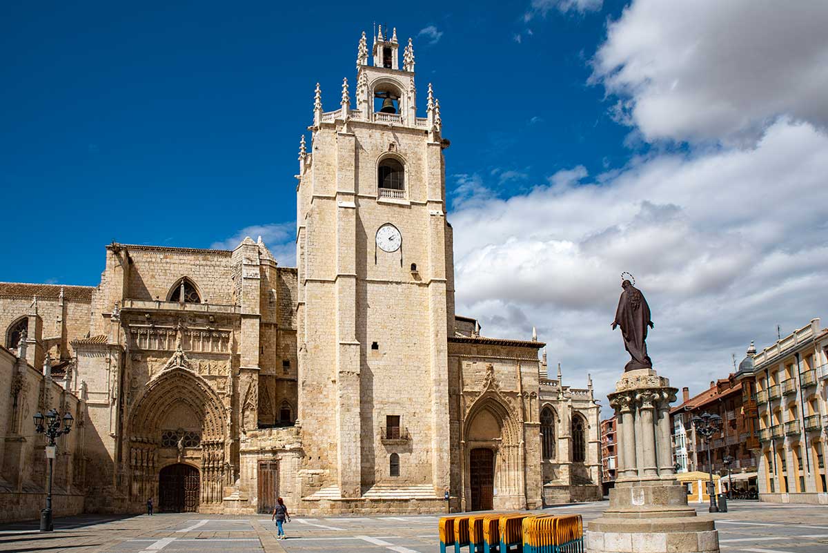 catedral palencia espana ruta coche Ruta en coche por Palencia