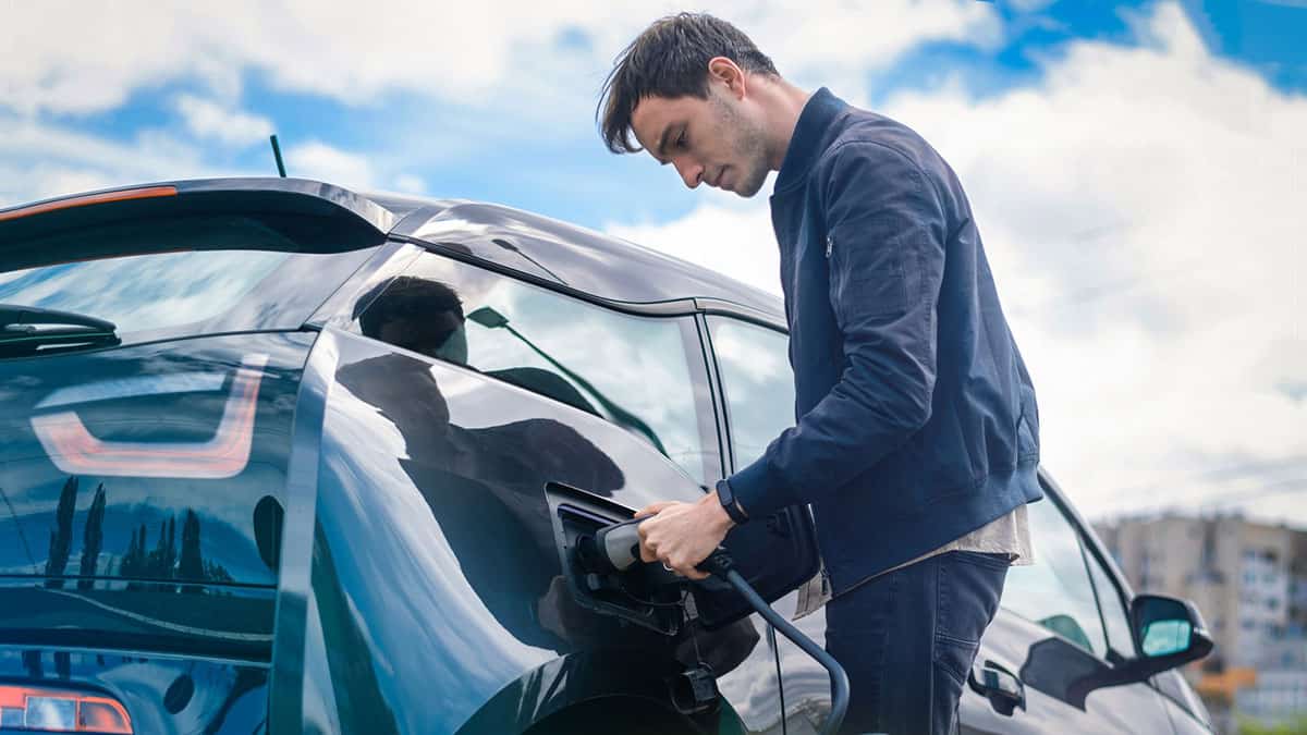 facilidades del renting para conducir coche electrico Cómo el renting te ayuda a conducir un coche eléctrico