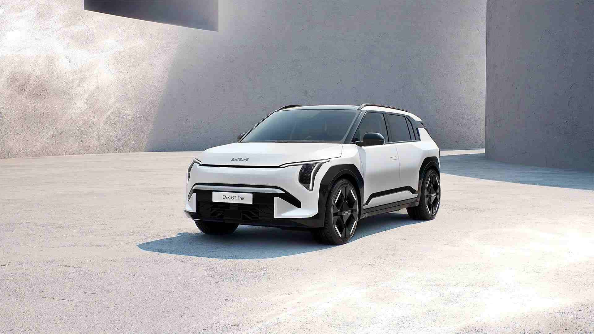 Renting Kia EV3 Earth (Standard Range) Sin Entrada