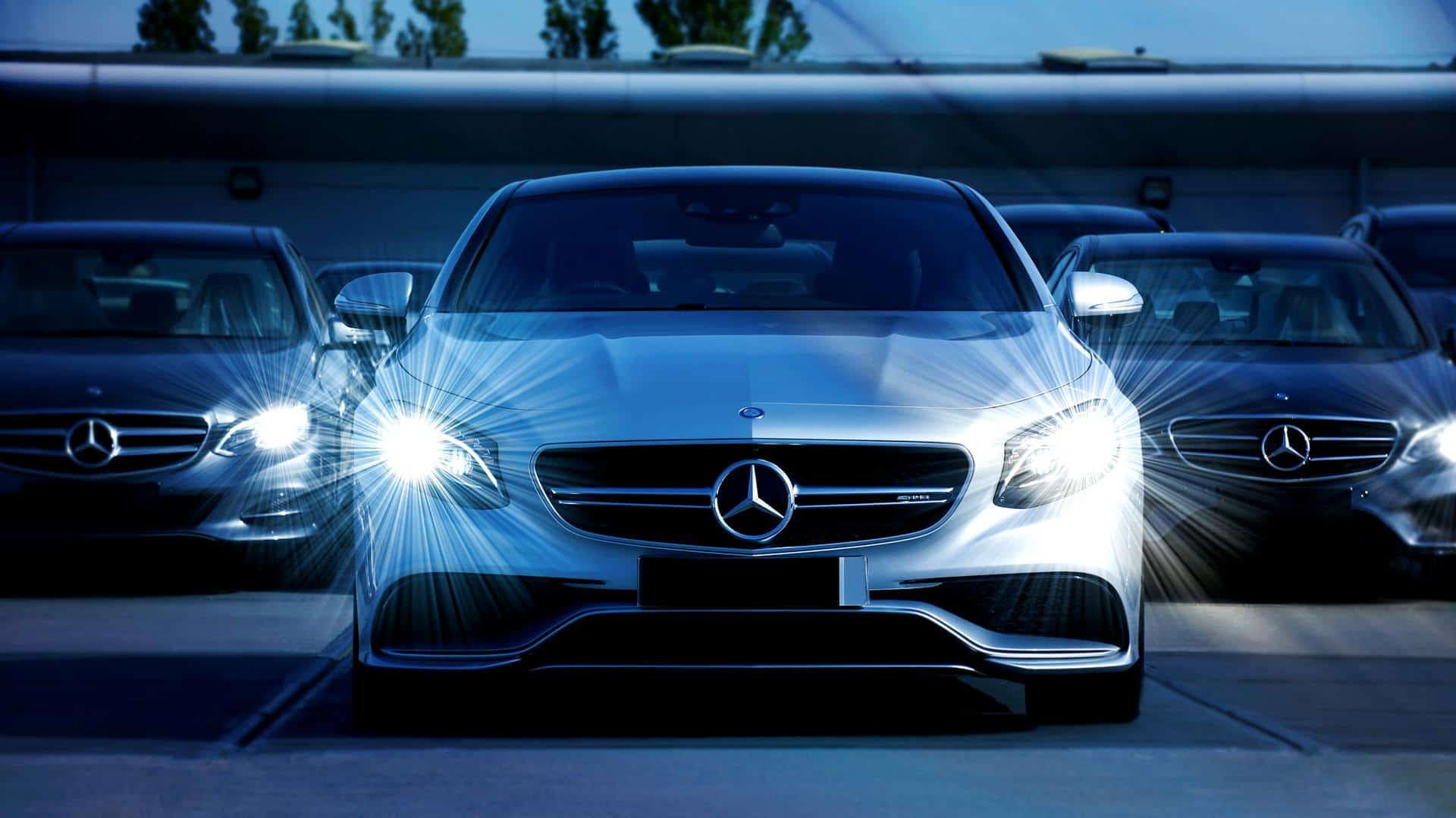 Renting Mercedes Benz EQA 300 4MATIC Sin Entrada