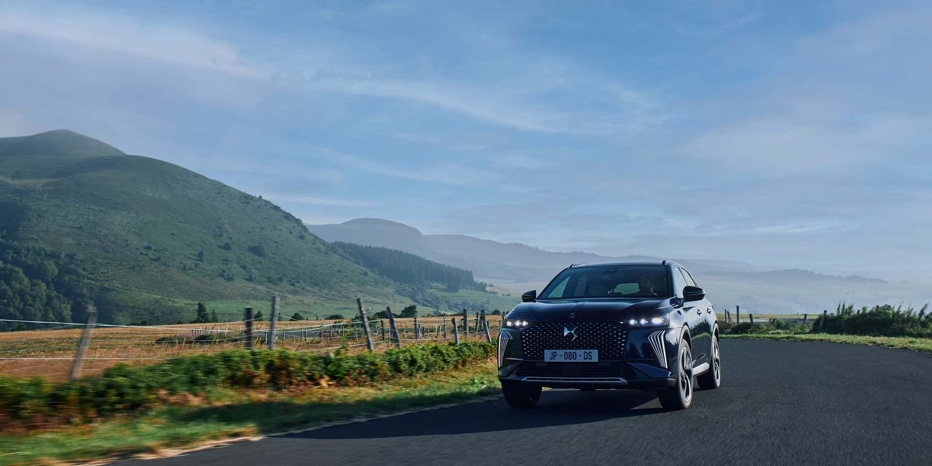 Renting DS 7 SUV Renting Finders