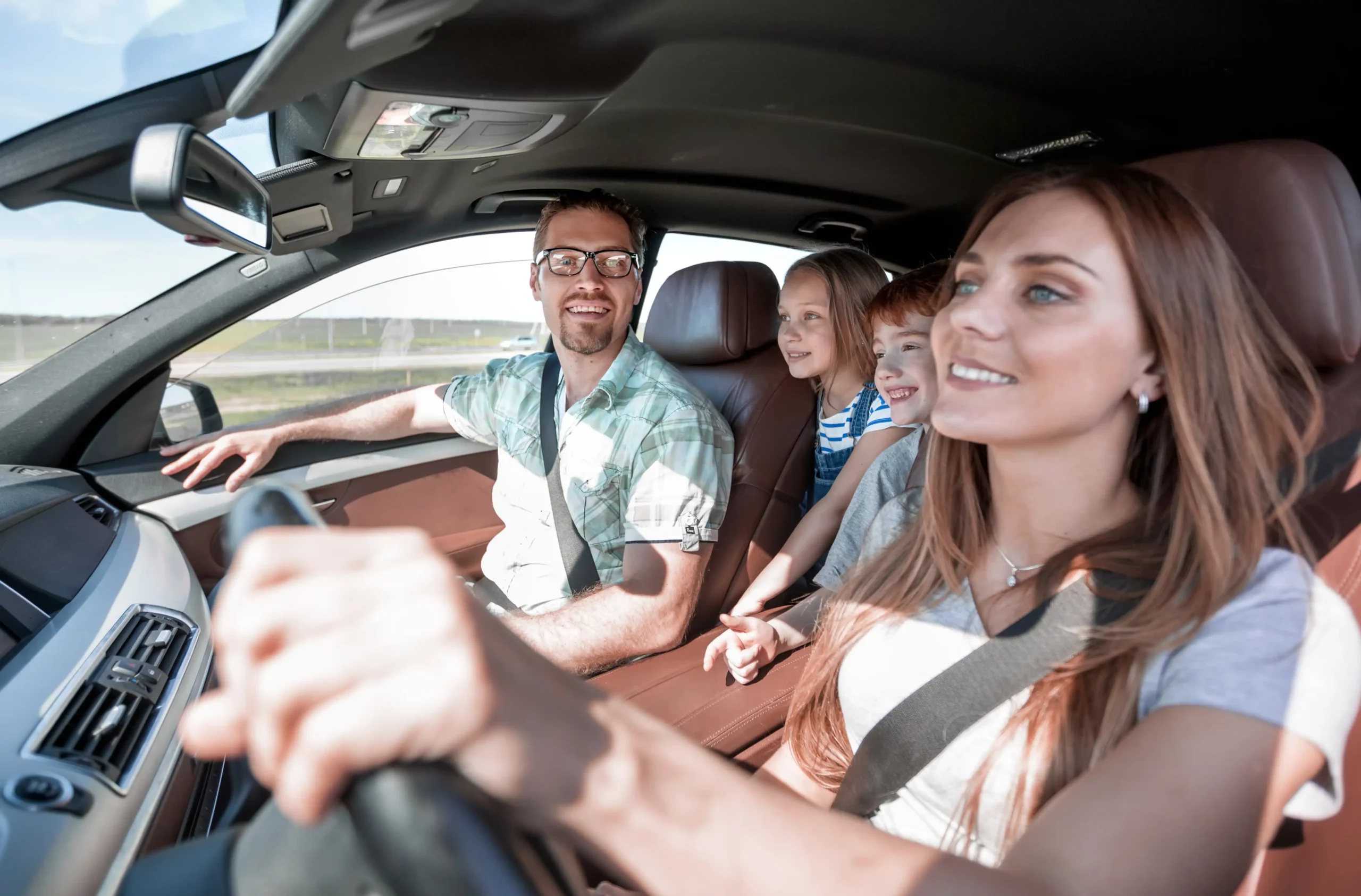 juegos consejos viajes largos coche scaled Consejos y juegos para viajes largos en coche