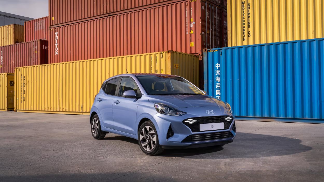 Renting Hyundai i10 1.0 Klass AT Sin Entrada