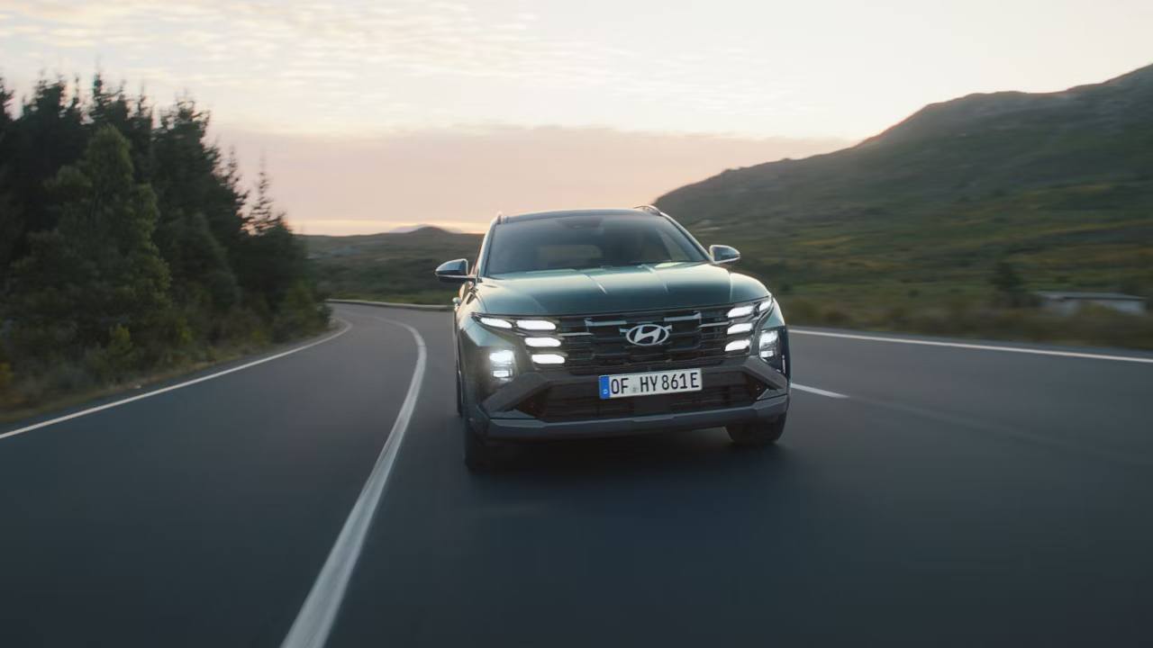 Renting Hyundai Tucson 1.6 TGDI 110kW (150CV) 48V Maxx Sin Entrada