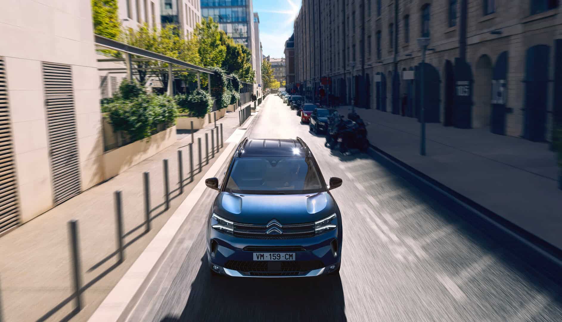 Renting Citroën C5 Aircross Hybrid Auto. YOU Sin Entrada
