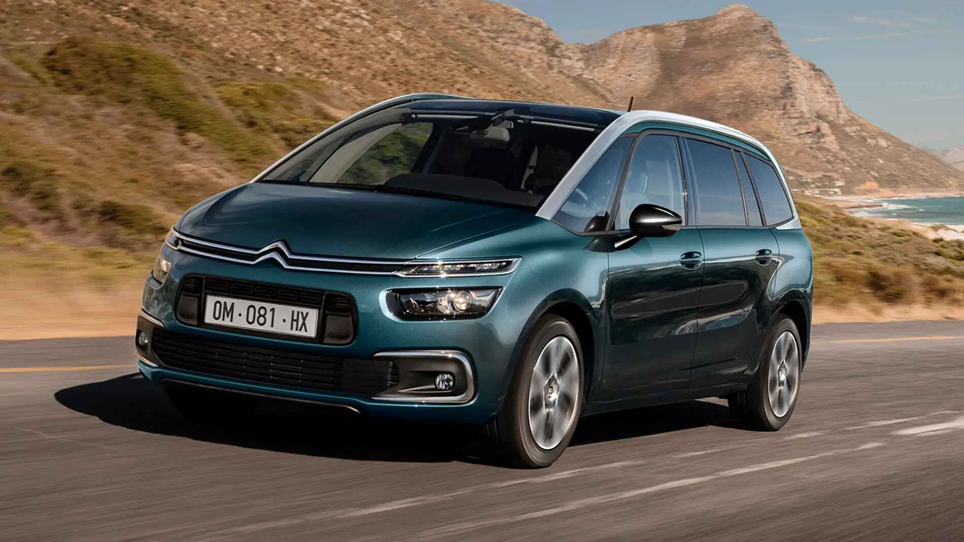 Renting Citroën Grand C4 Spacetourer Monovolumen 7 Plazas