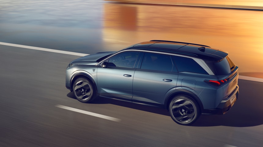 Renting Peugeot 5008 1.5 BlueHDi 96kW (130CV) S&S Allure Sin Entrada
