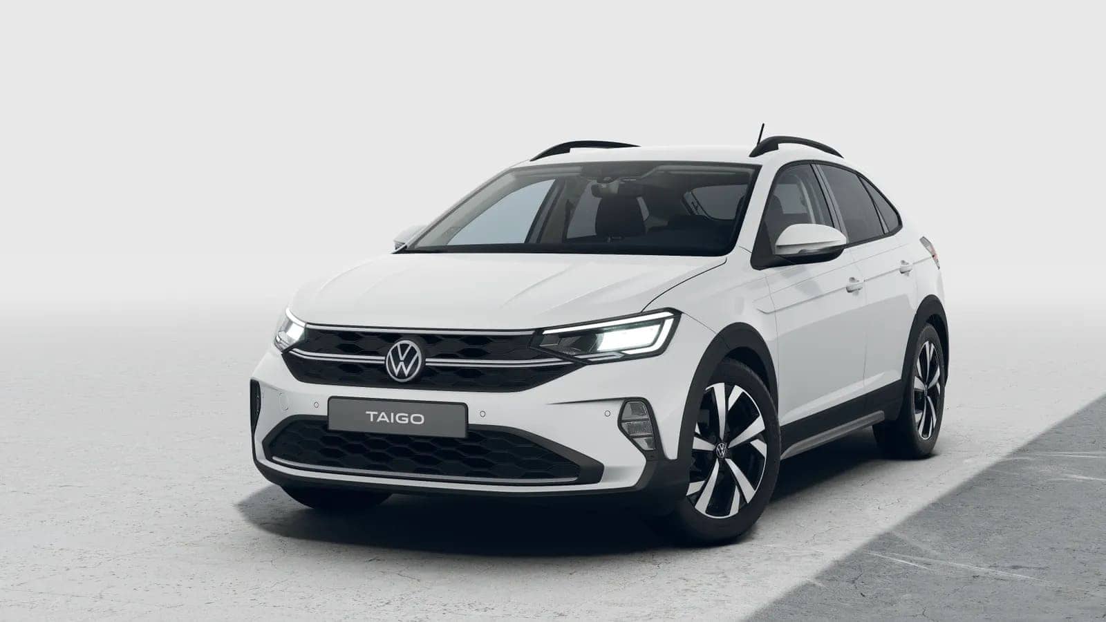 Renting New Volkswagen Taigo MAS Blanco Punto SUV Manual Gasolina Etiqueta C